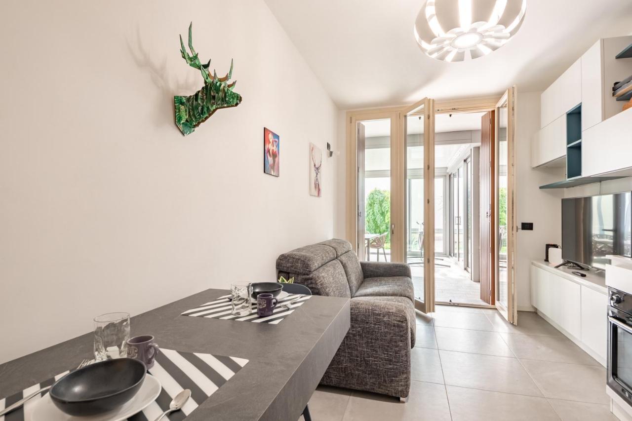 Renovated With Garden & Veranda! Apartment Mailand